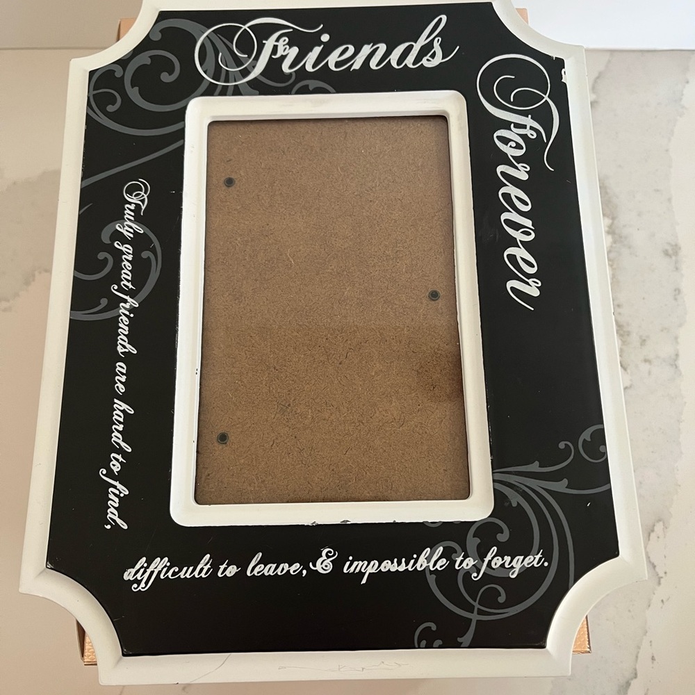 Friends Forever Picture Frame